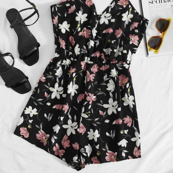 Women's Romper Black Pink Floral Print Romper MEDIUM (4-6 US) - Picture 8 of 8